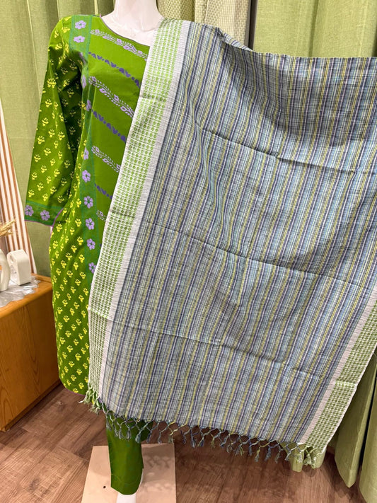 আনস্টিচ সিম্পল ব্লক থ্রি পিস