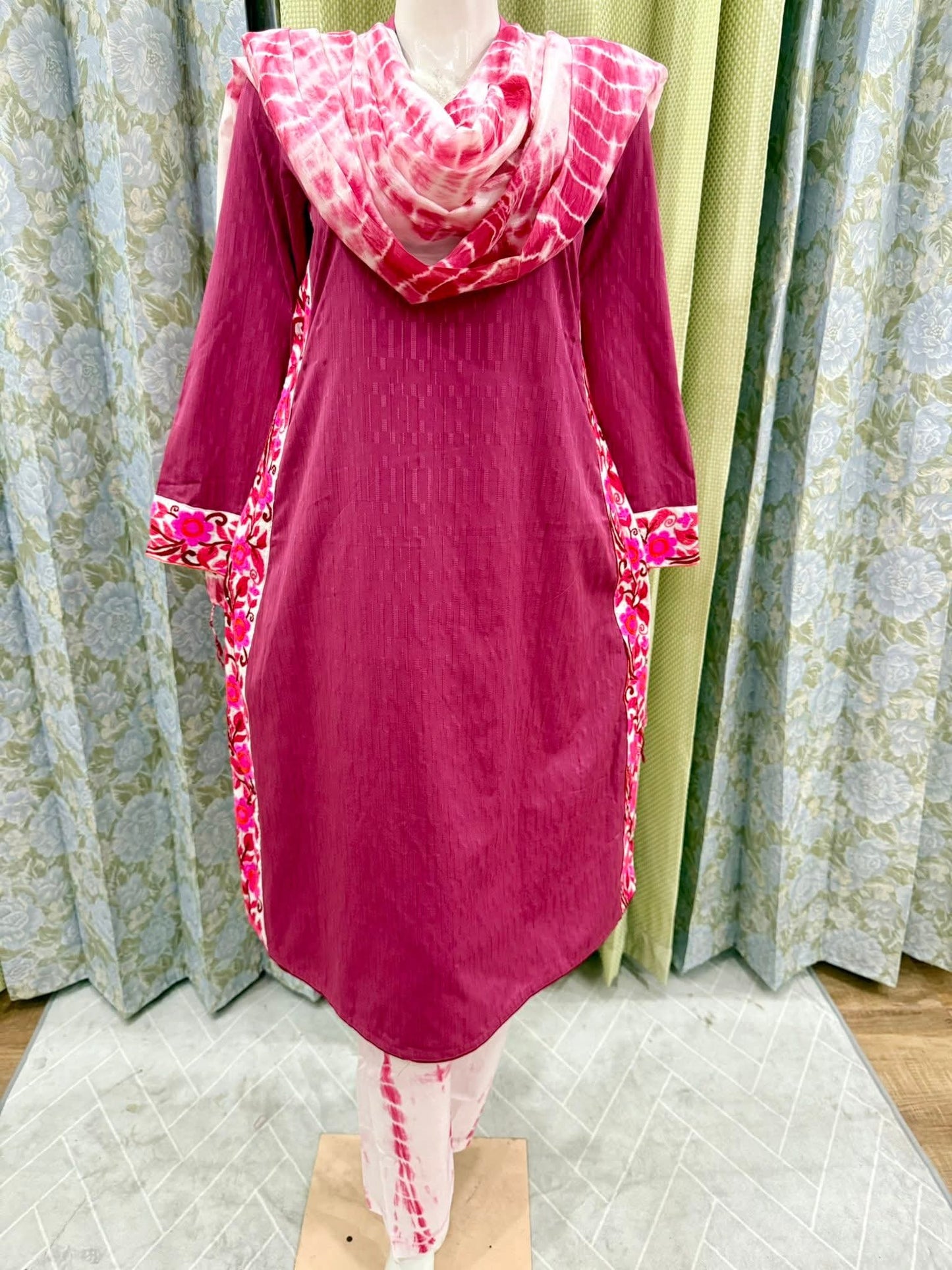 থ্রি পিস