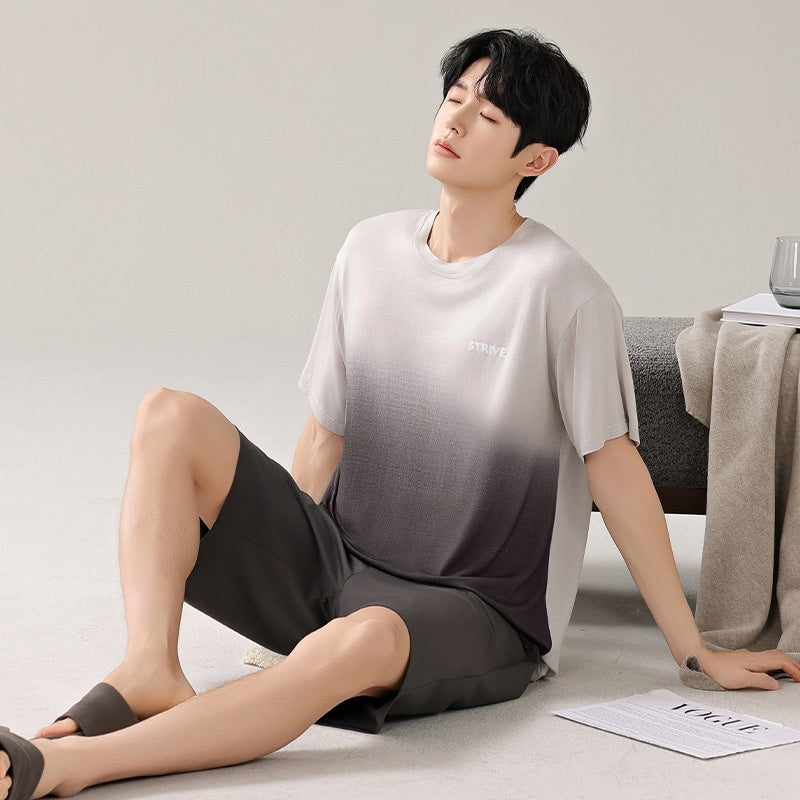 Lai Sai Er Tian Xue Si Men's Pajamas