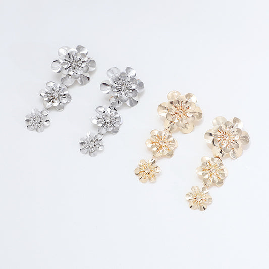 Retro Exaggerated Ethnic Style Geometric Alloy Irregular Sunflower Flower Earrings Women Daily Versatile Fashion Jewelry