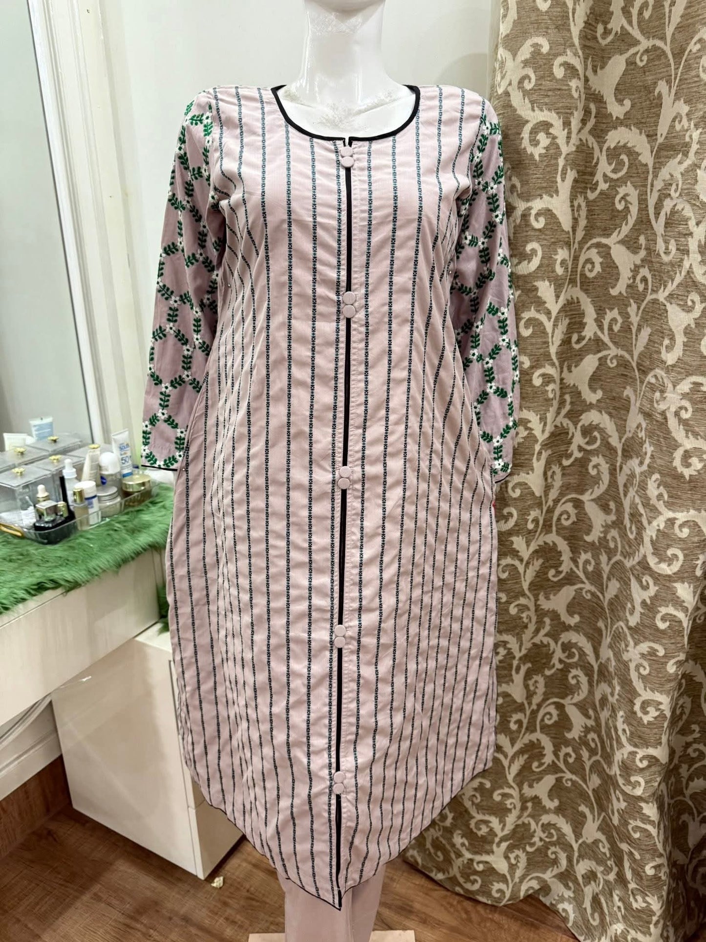 থ্রি পিস