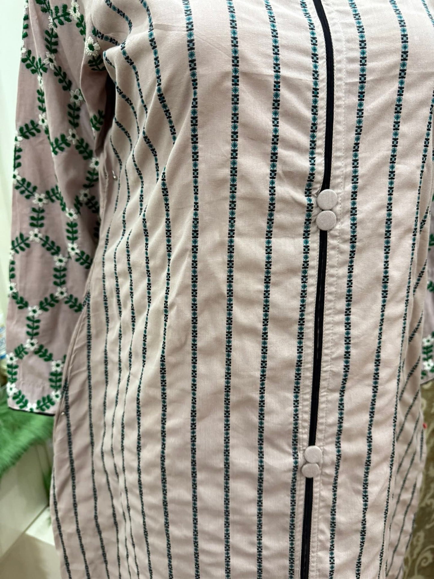 থ্রি পিস