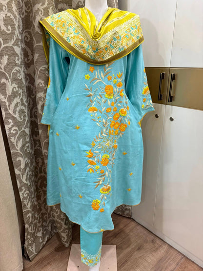 হ্যান্ড এমব্রয়ডারী থ্রি পিস