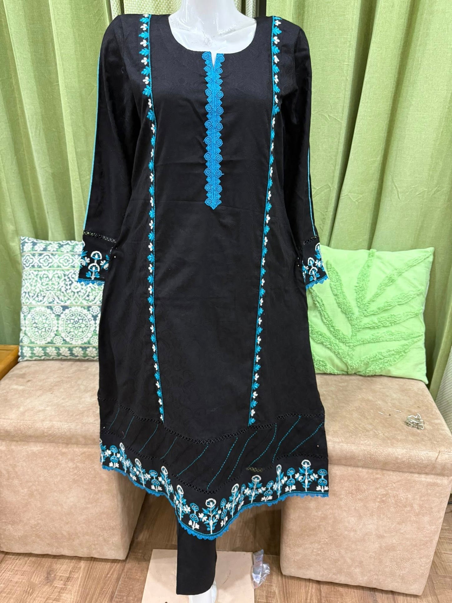 সেল্ফ প্রিন্টেড জ্যাকার্ড কটন কামিজ