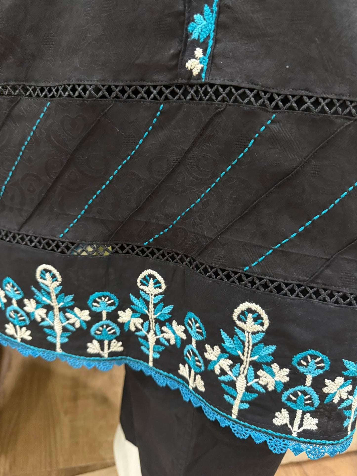 সেল্ফ প্রিন্টেড জ্যাকার্ড কটন কামিজ